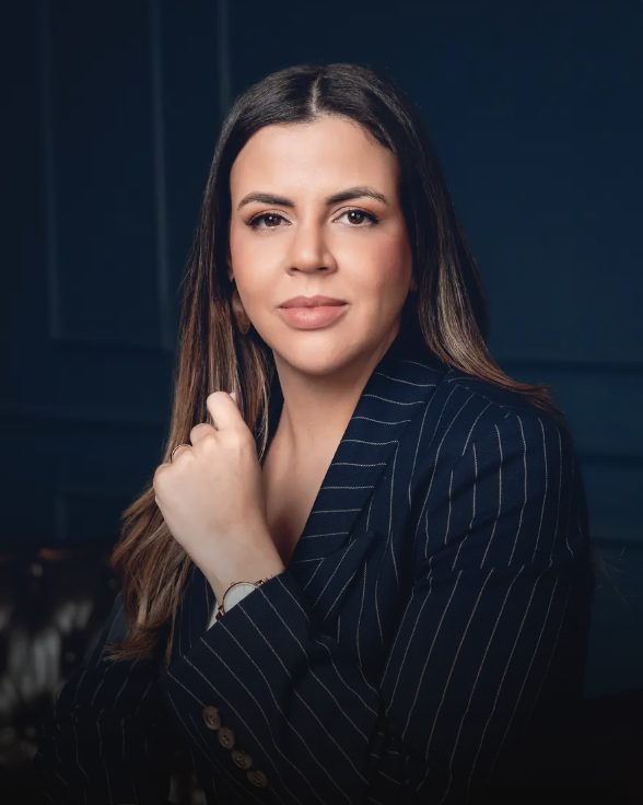 Dra. Gabriela Lopes